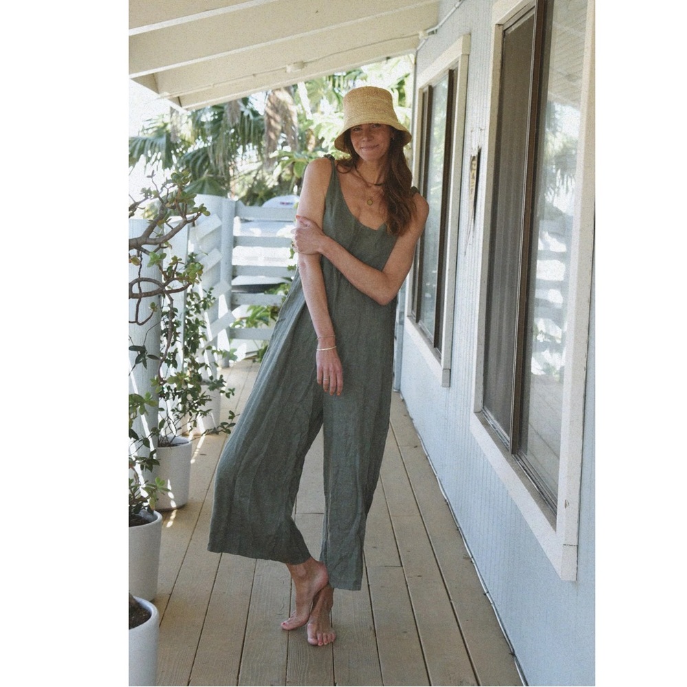 nwot BEACHWOOD BABY Jumpsuit One-Size Linen ITALY Olive Oversized Wide RuchStrap